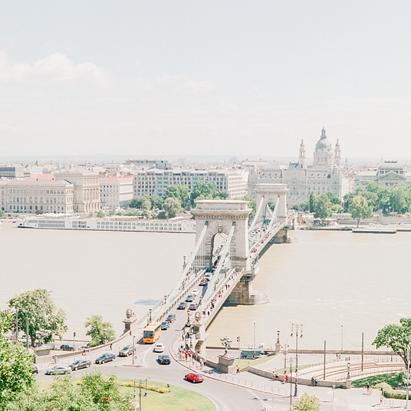 Chain Bridge, Budapest | © The Globetrotter Collective - https://www.theglobetrottercollective.com