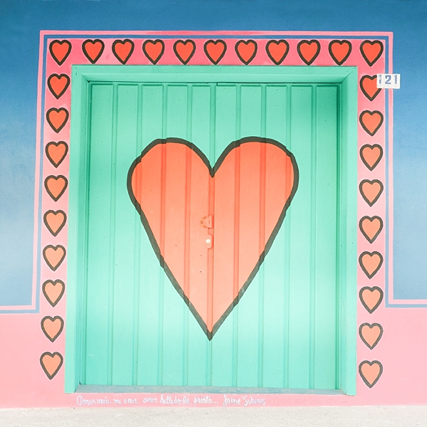 Heart Door, Puerto Vallarta, Mexico | © The Globetrotter Collective - https://www.theglobetrottercollective.com
