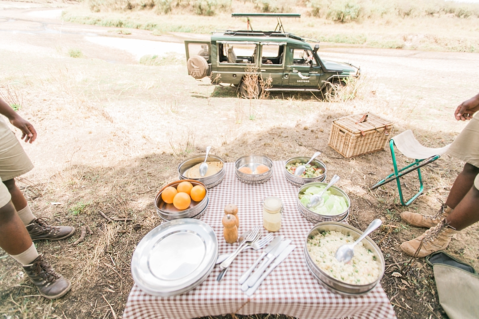 Serengeti Safari Game Drive, Tanzania | © The Globetrotter Collective - https://www.theglobetrottercollective.com