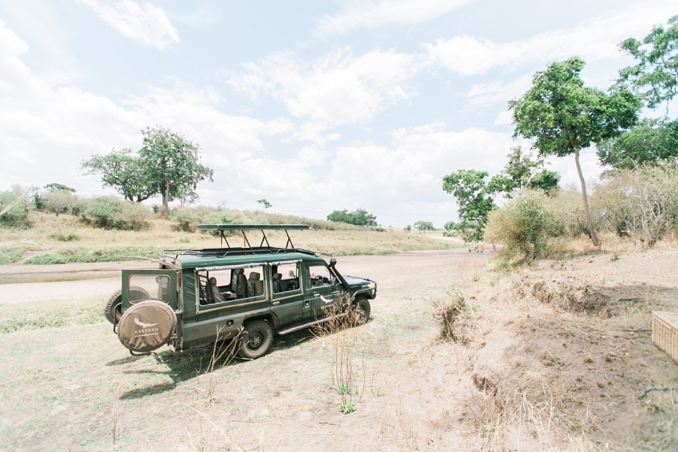Serengeti Safari Game Drive, Tanzania | © The Globetrotter Collective - https://www.theglobetrottercollective.com