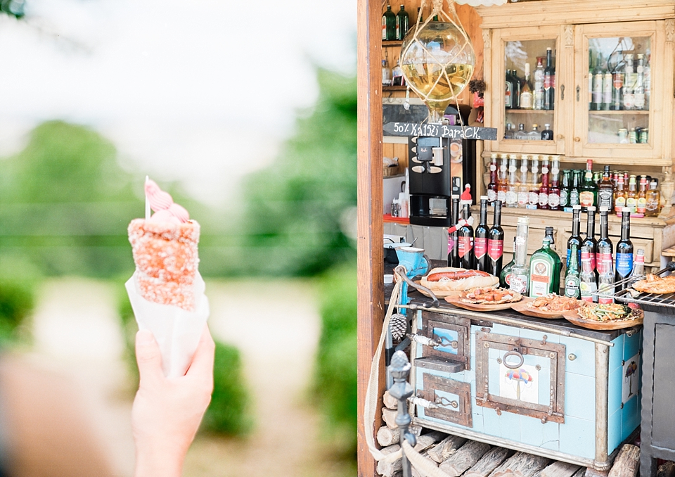 Chimney cake in Budapest | © The Globetrotter Collective - https://www.theglobetrottercollective.com