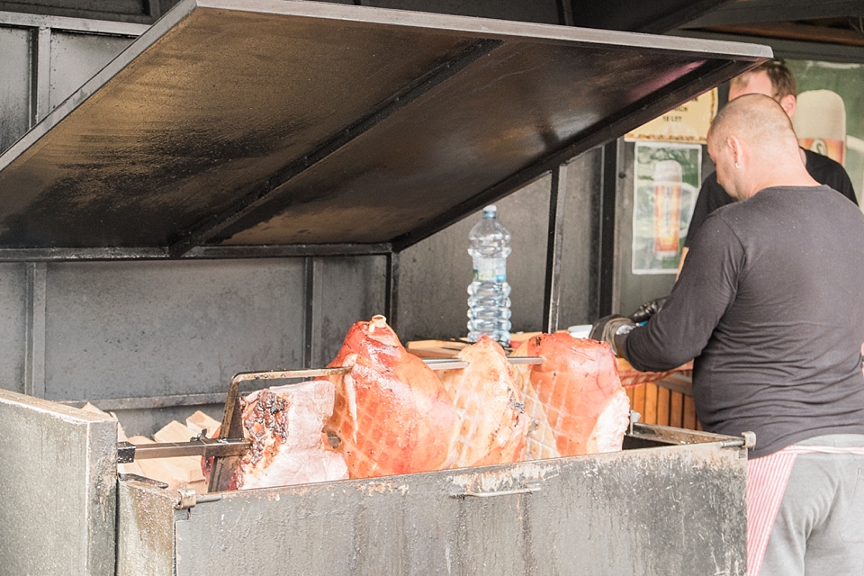 Street foods in Prague, Czech Republic | © The Globetrotter Collective - https://www.theglobetrottercollective.com