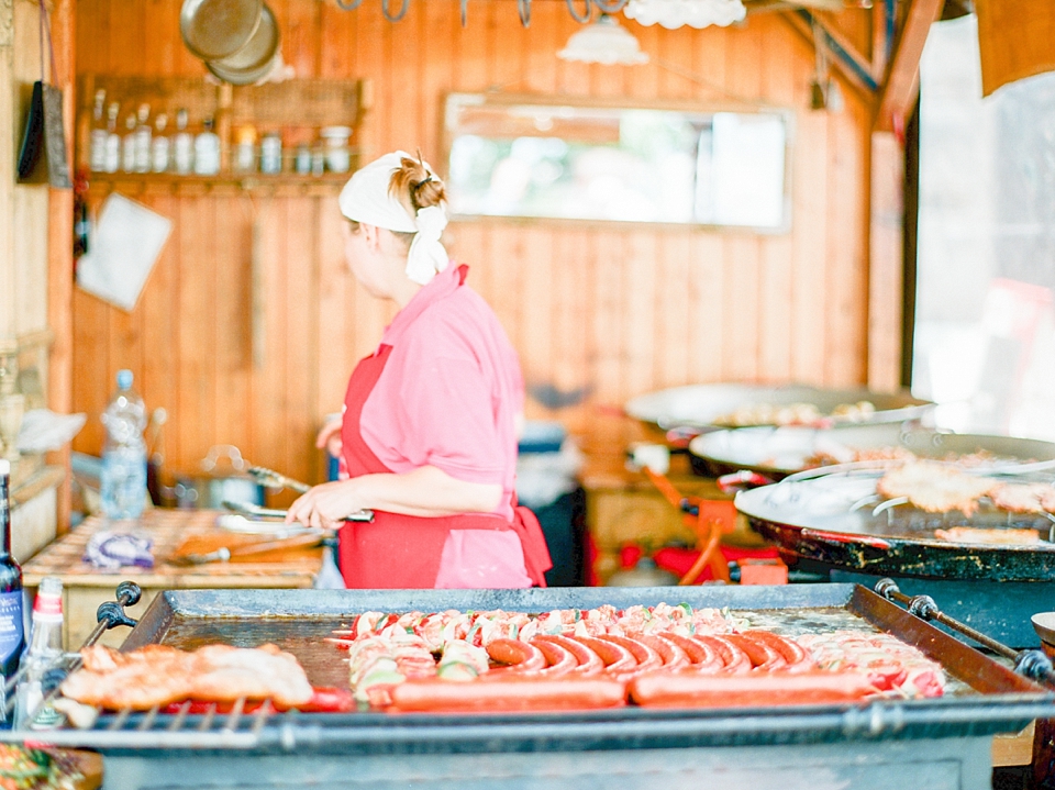 Street food in Budapest | © The Globetrotter Collective - https://www.theglobetrottercollective.com