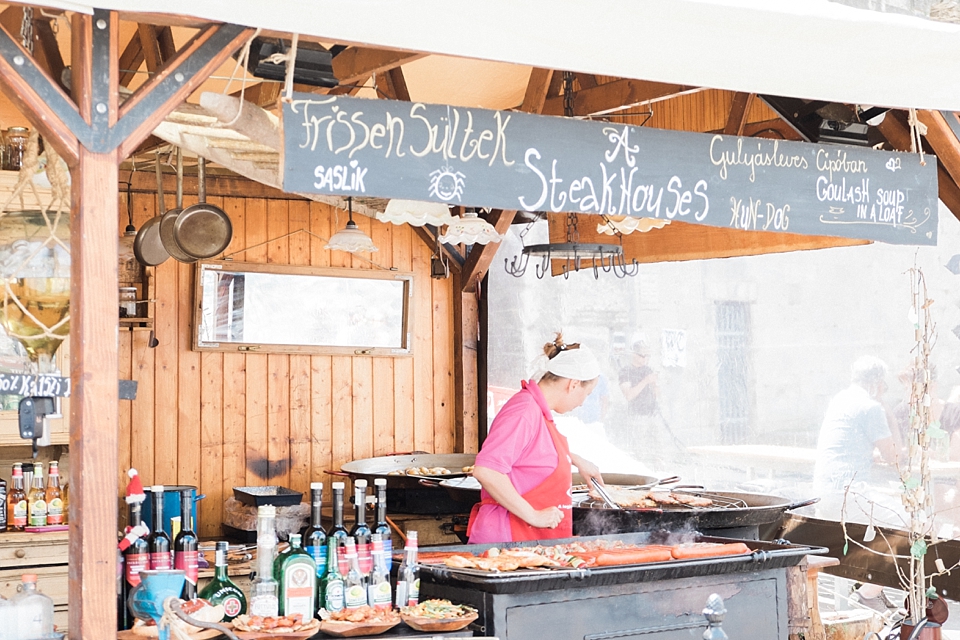 Street food in Budapest | © The Globetrotter Collective - https://www.theglobetrottercollective.com