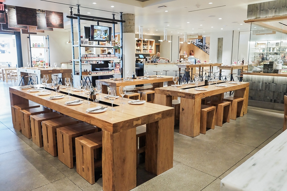 China Live SF Market Restaurant + Bar Central