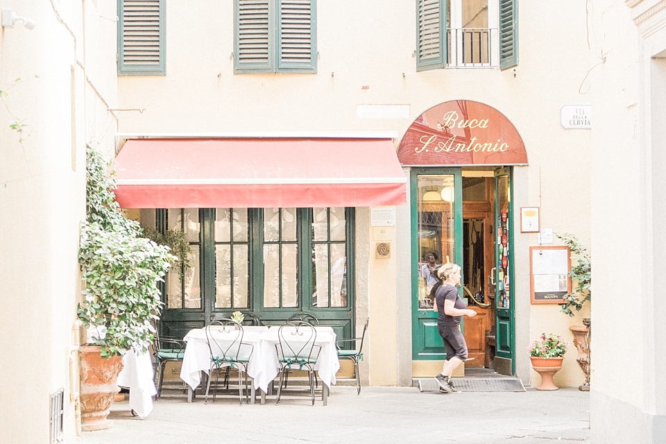 La Buca di Sant'Antonio Restaurant, Lucca, Italy | © The Globetrotter Collective - https://www.theglobetrottercollective.com